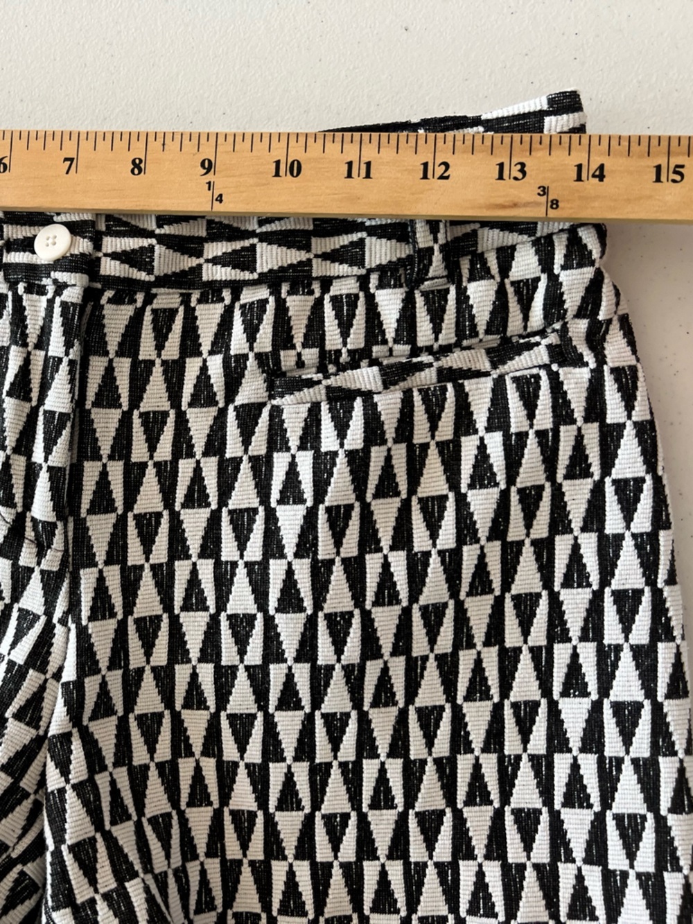 Cartonnier Anthropologie Women’s Black White Geometric Shorts Button Front Sz - Picture 7 of 10